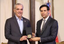 Orden del Mérito de Duarte, Sánchez y Mella en el Grado de Gran Cruz Placa de Oro a Ulises Francisco Espaillat