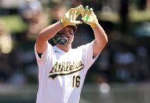 Oakland vence a Kansas