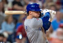 Hoerner mantiene su gran inicio y lidera ofensiva de Cachorros en paliza ante Filis