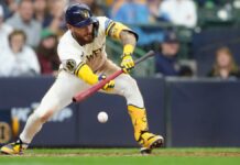 Cerveceros ganan con TRES toques en fila