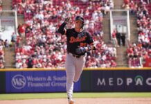 Torkelson conecta jonrón en su 5to juego seguido y empata récord de los Tigres