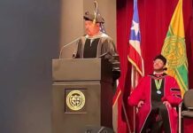 Bobby Valentín recibe honoris causa en Puerto Rico, su mayor reconocimiento profesional