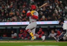 Sencillo de 2 carreras de Herrera impulsa a Cardinals en triunfo ante Tigers