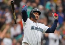 Josh Naylor explota con dos jonrones y cinco impulsadas en barrida de Mariners a Astros