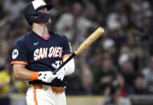 Sheets dispara dos jonrones y deja tendidos a los Rockies