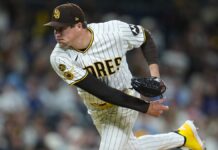 2Padres derrotan a Cachorros