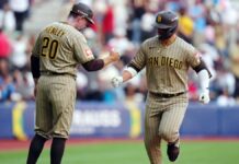 Miller impone marca de dominio y Padres remonta para vencer a Arizona en Ciudad de México