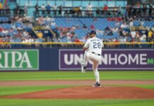 Rays evitan la barrida ante Rojos tras 8.2 sólidas entradas de Nick Martínez