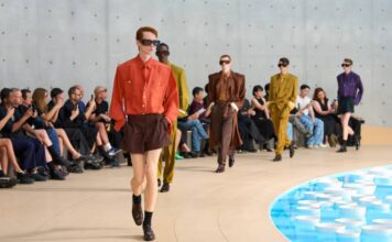 Dos biografías gráficas sientan a Louis Vuitton y Saint Laurent en la cúspide de la moda