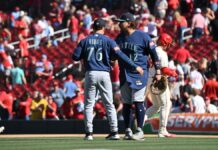 Julio Rodríguez guía a Marineros