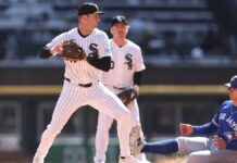 Medias Blancas barren a Azulejos