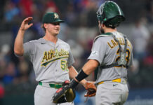 Triple de Carlos Cortés y relevo de Justin Sterner dan triunfo a Athletics ante Rangers