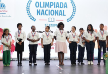 Ministerio de Educación reconoce a estudiantes ganadores de la V Olimpiada Nacional de Formación Humana y Religiosa