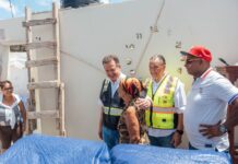 Familias de Cristo Rey y San Carlos reciben apoyo del MIVHED con reparación de viviendas