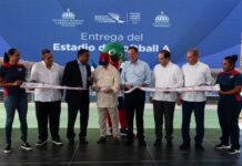 Ministro Ito Bisonó reitera cumplimiento del cronograma y entrega remozado Estadio de Softball A del Centro Olímpico