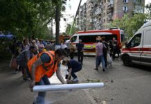Cuatro muertos y casi 100 heridos en un bombardeo ruso a Ucrania con hipersónico Oréshnik