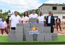 Turismo inicia obra en Las Clavellinas de Azua