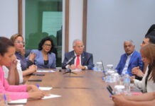 Diputados y representantes de la salud abordan estrategias de vacunación escolar contra el VPH