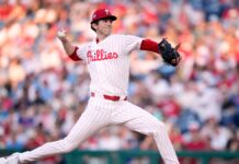 Jonrón de 2 carreras de Stott en octava impulsa victoria de Phillies ante Reds