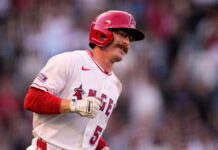 Zach Neto pega 2 jonrones en triunfo de Angels sobre Rangers