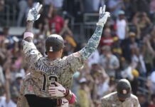 Machado ayuda a Padres a coronar remontada contra Cardenales