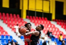Leones consigue tercera victoria al doblegar a los Reales en LNB
