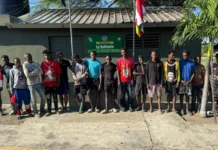 Ejército detiene a 16 indocumentados que intentaban evadir puesto de chequeo en Montecristi