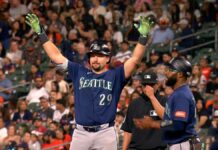 Primer grand slam de Canzone en su carrera impulsa paliza de Mariners a Astros