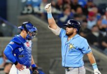 Aranda pega jonrón e impulsa tres en victoria de Rays sobre los Blue Jays
