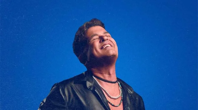 Carlos Vives lanza ‘El último disco Vol.1’, grabado en vivo y con toda la banda