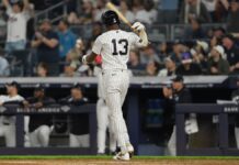 Con tres jonrones ante deGrom, Yankees vencen a Rangers para hilar quinto triunfo