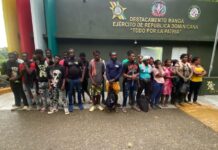 Ejército intercepta vehículo utilizado para el transporte ilegal de 14 extranjeros en Guayubín