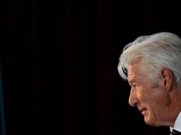 Richard Gere insta a abordar las causas de la migración y pide un enfoque moral