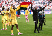 A Inglaterra se le atraganta Ghana