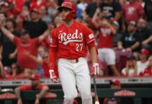 Jonrón de 3 carreras de Stewart arruina el regreso de Senga y los Reds vencen a Mets