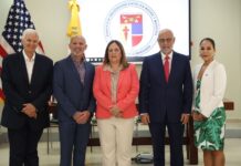 Embajada de los EE. UU. y PUCMM promueven diálogo sobre el impacto de la independencia estadounidense en el Caribe Hispano
