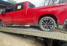 Tras persecución Ejército detiene camioneta con 14 haitianos indocumentados en Esperanza