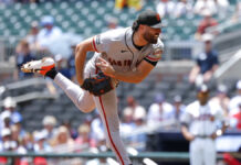 Jonrones de Devers y Adames respaldan joya de Ray