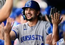 Jac Caglianone sigue en racha con 2 jonrones y 3 impulsadas y Royals apalean a Rays