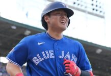 Okamoto conecta jonrón de 3 carreras y Azulejos remontan ante Cachorros