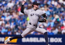 Yamamoto llega hasta al noveno sin hits en la victoria de los Dodgers ante Medias Blancas