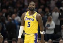 Los Lakers envían a Deandre Ayton a los Wizards