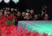 Irán comienza los mayores funerales de su historia para despedir a Alí Jameneí