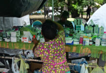 Venezuela intenta retomar la normalidad mientras avanza retirada de escombros en La Guaira