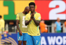 Vinícius se dice frustrado y pide perdón por la actuación de Brasil en el Mundial