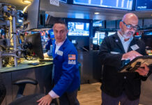 La IA entra en la era de la eficiencia y Wall Street mira más allá de los grandes modelos