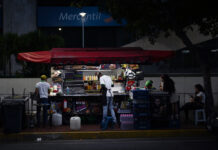 Gobierno venezolano reafirma que es su competencia exclusiva la reconstrucción tras sismos