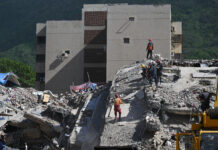 Sin hogar, pero evaluando viviendas: el rostro de la ingeniería tras sismos en Venezuela