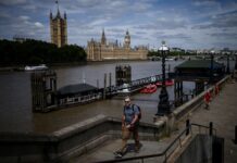 Andy Burnham asumirá este lunes la jefatura de Gobierno británico