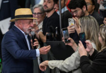 Lula mantiene la ventaja sobre Flávio Bolsonaro en una eventual segunda vuelta